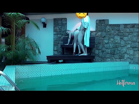 ❤️ Boss invitéiert Déngschtmeedchen an de Pool, mee konnt net engem waarm widderstoen ❤️ Sexvideo op lb.watchhentai.ru ️❤