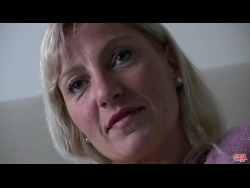 ❤️ D'Mamm, déi mir all gefuckt hunn ... Dame, behuelen Iech! ❤️ Sexvideo op lb.watchhentai.ru ️❤
